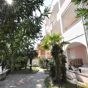 Appartamento Locazione Turistica Doria Uno-1, Llido Degli Estensi