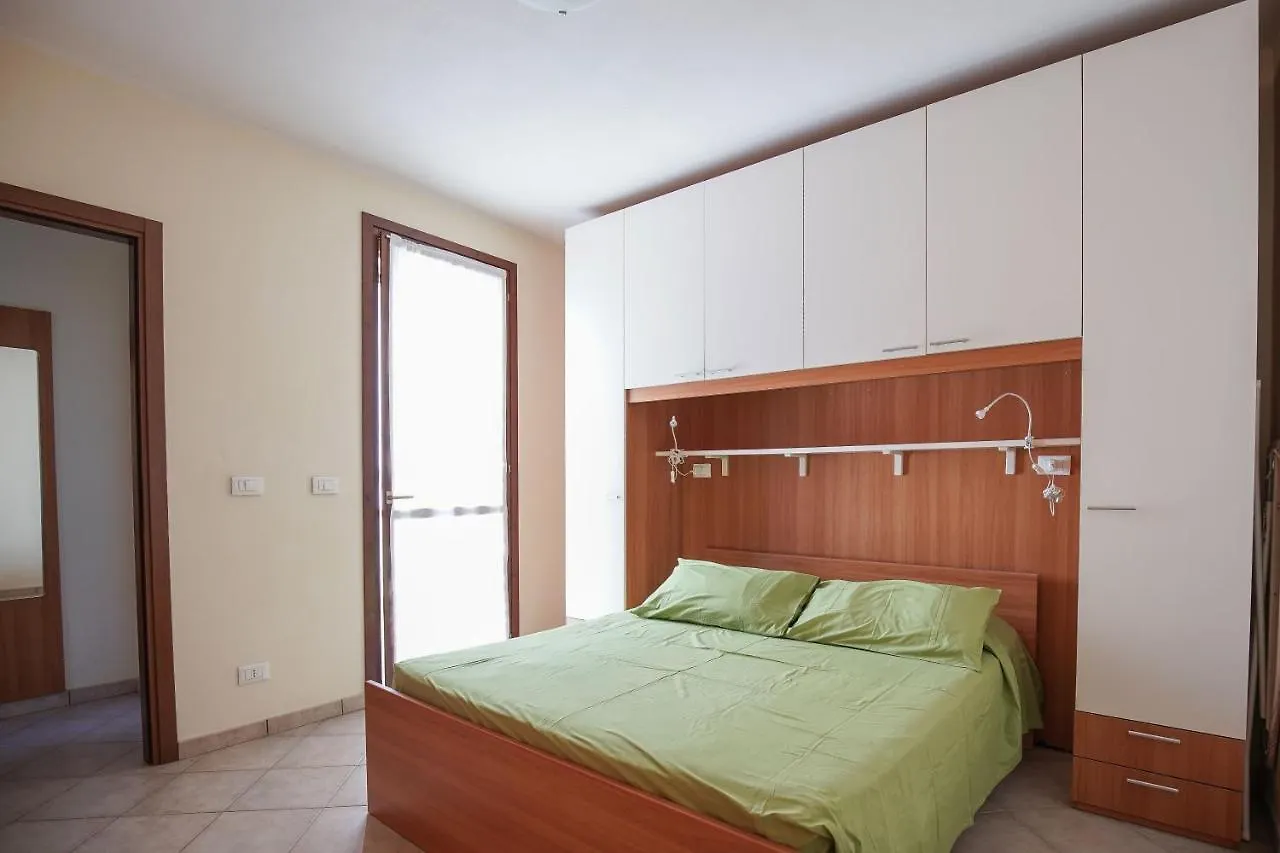 Smith 2B Apartment Llido Degli Estensi Italy